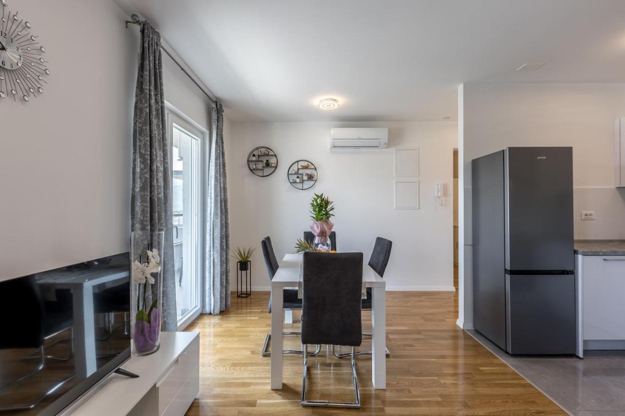 Apartment Tadic Split Exterior photo